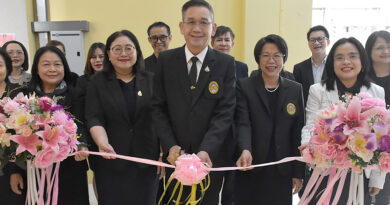 เปิด LRU Shop ร้านค้าจำหน่ายตราสัญลักษณ์ และผลิตภัณฑ์งานวิจัยชุมชน